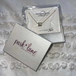 Park Lane Gold Charm with Diamond Suds Necklace
